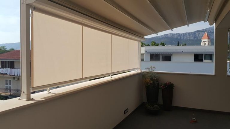 Tenda na terasi u Splitu