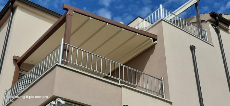 Tenda na terasi u Splitu