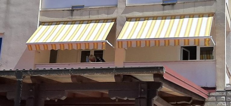 Balkonska tenda – Nešto Novo Split