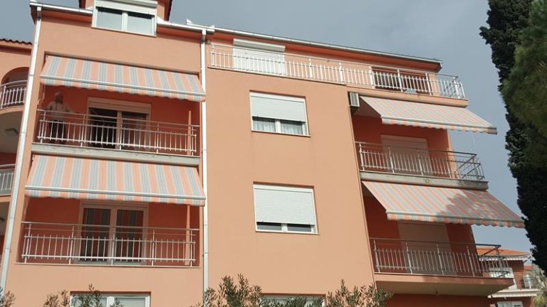 Zglobna tenda za balkon – Nešto Novo Split