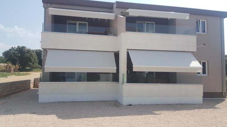 Zglobna tenda za balkon – Nešto Novo Split